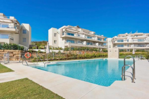 Lila - Pool, Terrace, Garden & Golf